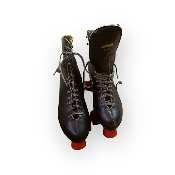 Vintage classic dominion roller skates - Picture 3 of 4